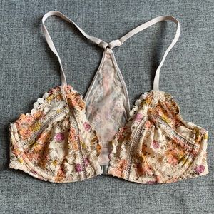 Victoria’s Secret NOT PADDED underwire Bra